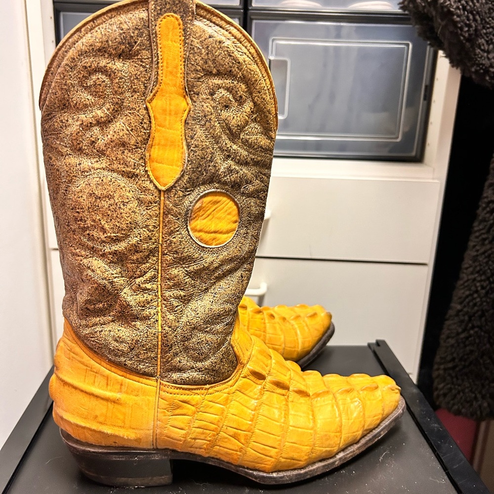 Boots Yellow Crocodile-Texture Cowboy Boots
